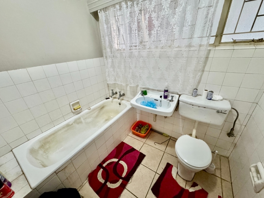 5 Bedroom Property for Sale in Die Bult North West